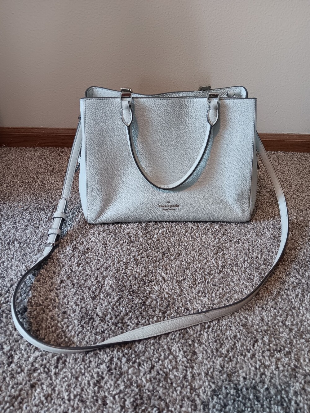 kate spade Pebbled Leather Shoulder Bag in Light Gray